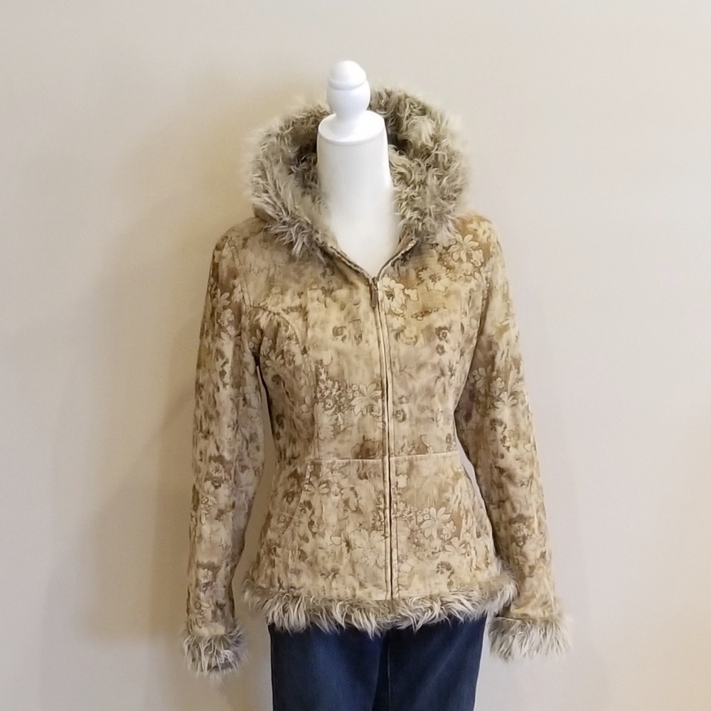 Super Cute! Tan Floral Corduroy Hooded Coat